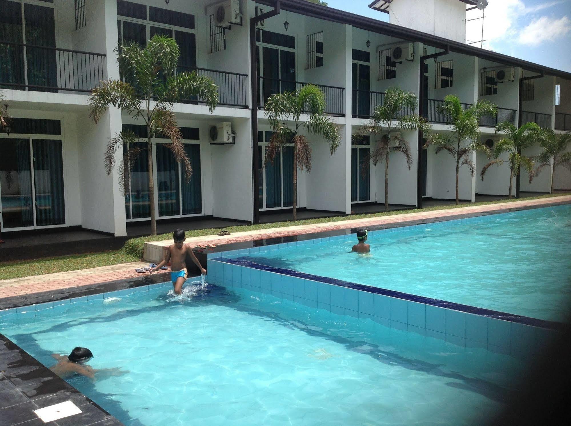 Samwill Holiday Resort كاتاراغاما المظهر الخارجي الصورة